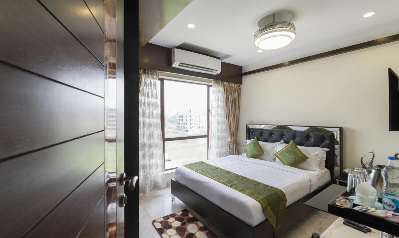 Treebo Soho Newtown Hotel Kolkata Exterior photo